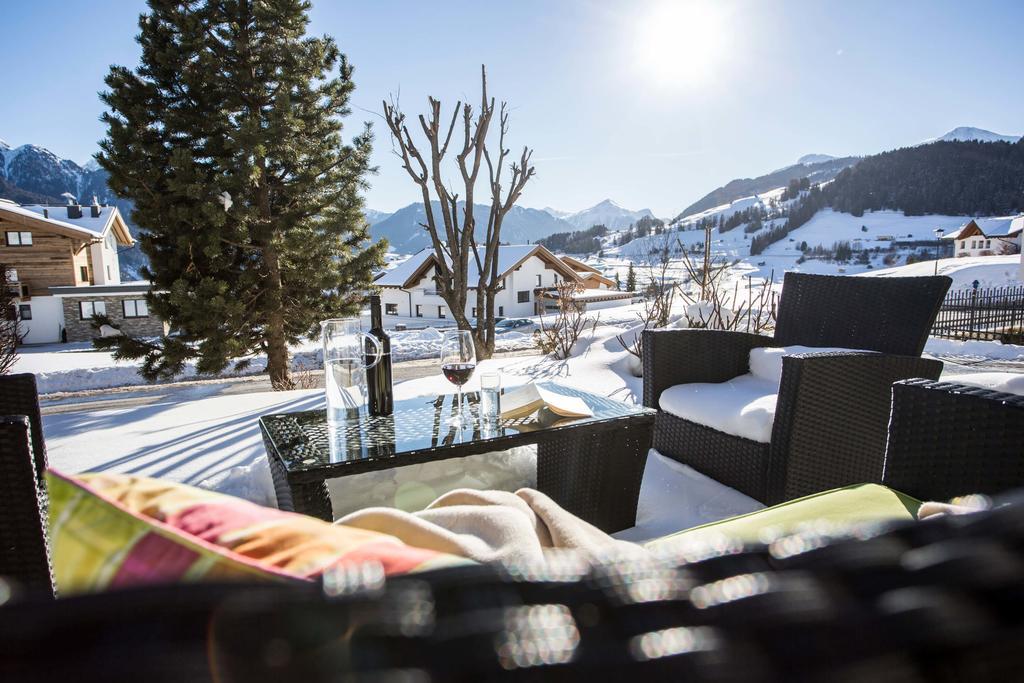 Slow Living Suite - Ferienwohnung Mit Privater Sauna & Garten Fiss Exterior foto